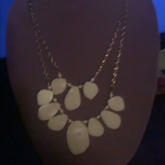 Unique necklace - Picture 3 of 4